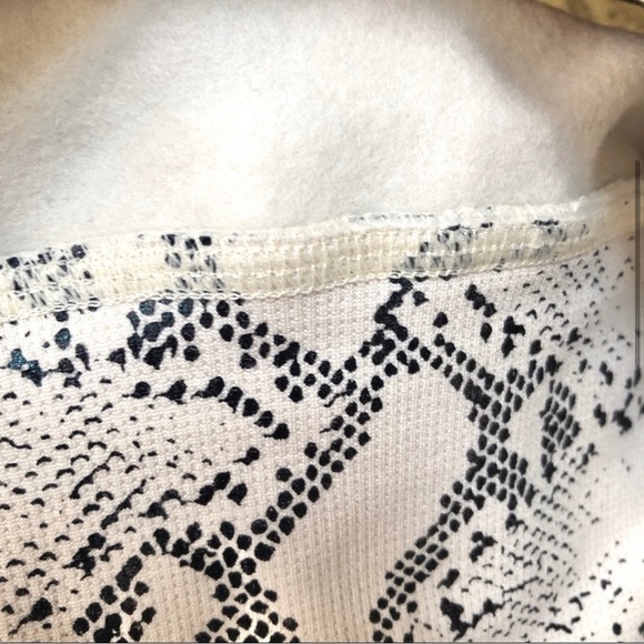 Snakeskin Print Fleece Lined Black Tan Zenana Leggings L/XL - Picture 6 of 9